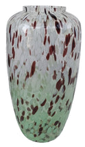 Oman Vase Spotted D20H38